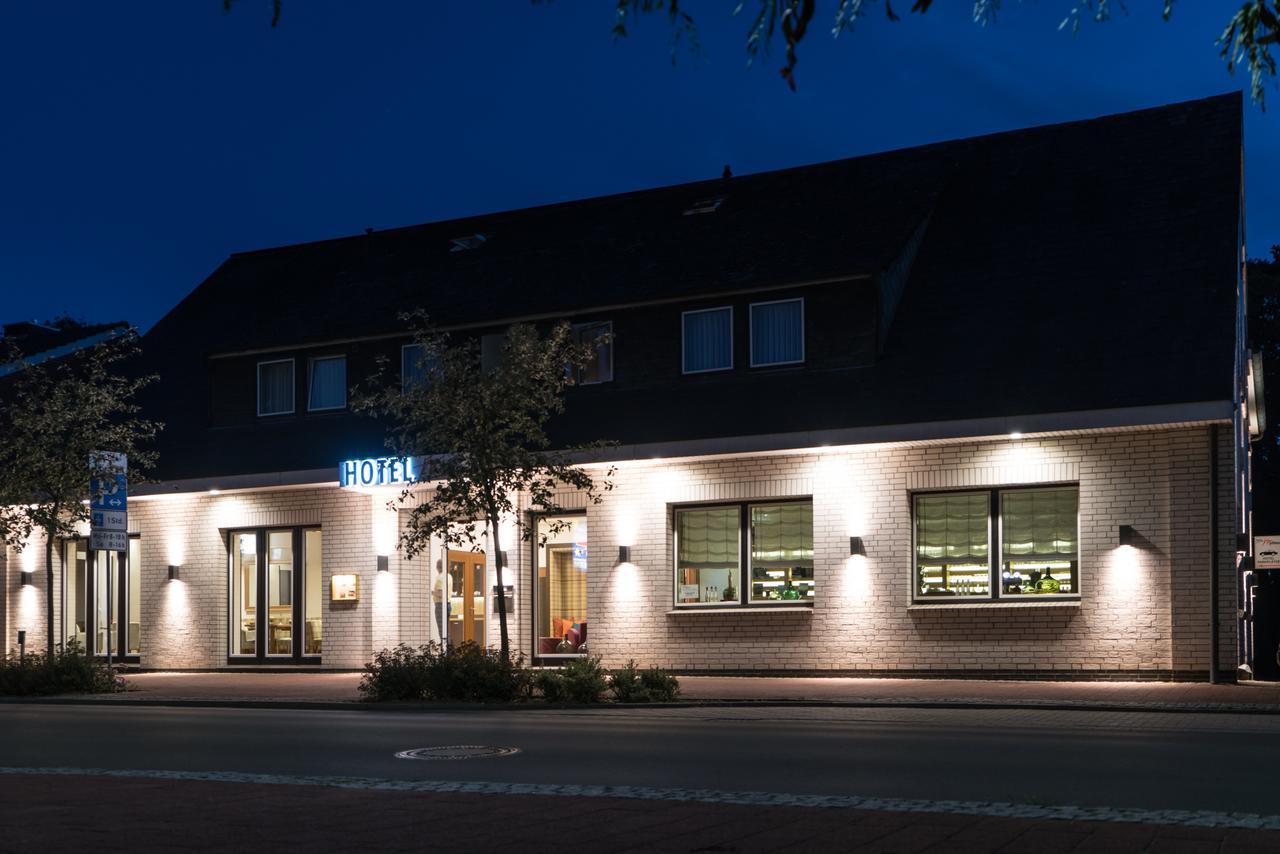 Hotel Matthias Gnarrenburg Exterior photo